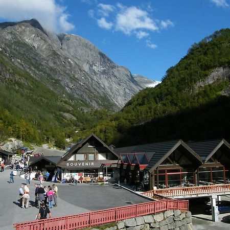 Briksdalsbre Fjellstove Hotel Kültér fotó