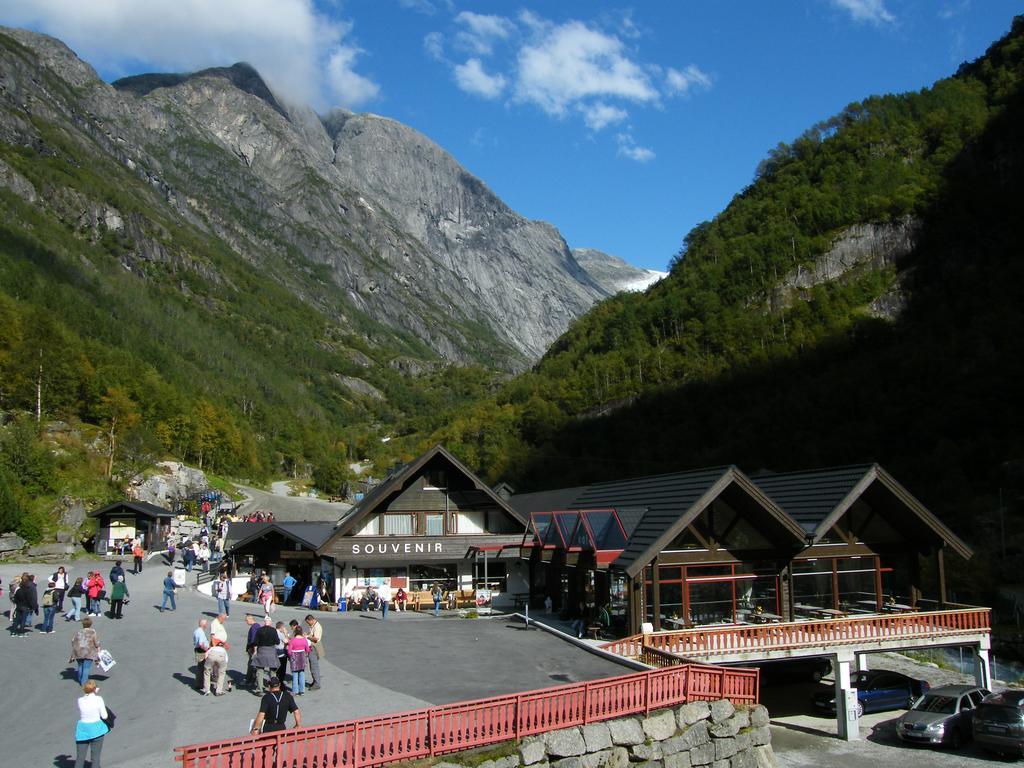 Briksdalsbre Fjellstove Hotel Kültér fotó